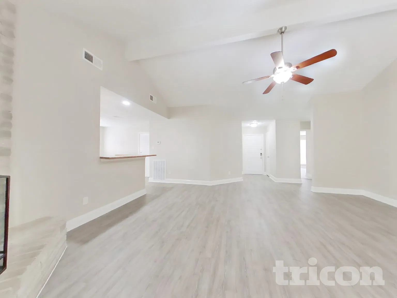 8411 Bee Meadow Lane Missouri City TX — Photo 2