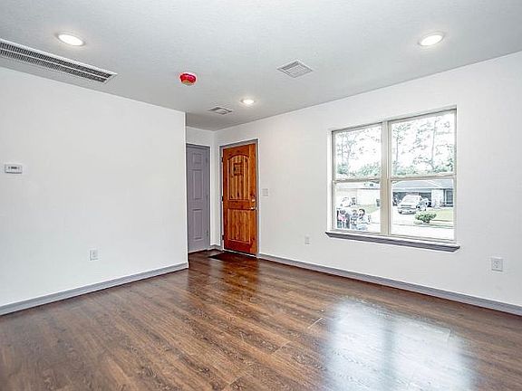 5th image of 12342 Kings Meadow Dr