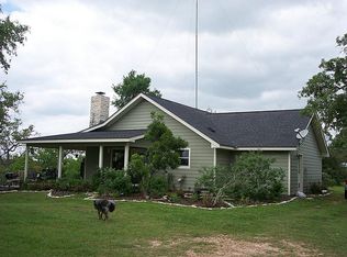 1059 Kleihege Rd, New Ulm, TX 78950