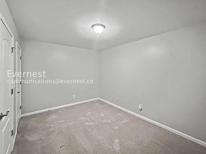 1153 Smith St SW — Photo 14