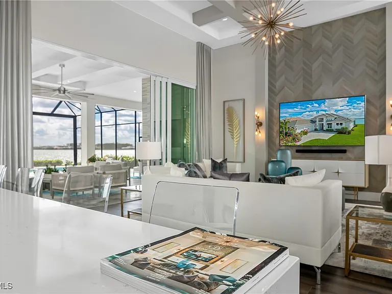19053 Wildblue Blvd — Photo 25