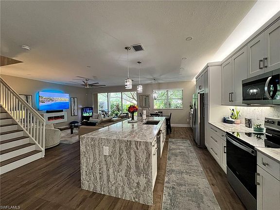 4th image of 7009 Romana WAY #1602