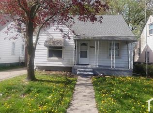 19660 Kingsville St, Harper Woods, MI 48225