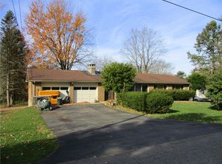 220 Howard Rd, Sewickley, PA 15143