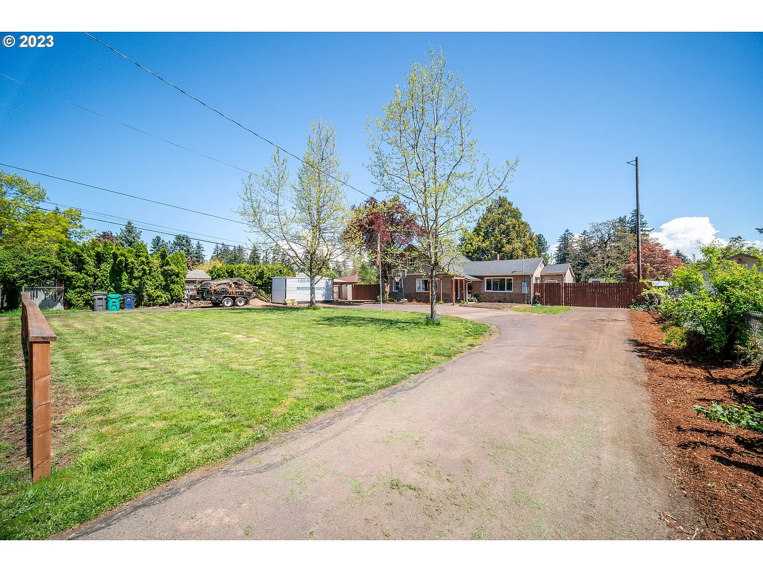 2032 SE 142nd Ave photo 1