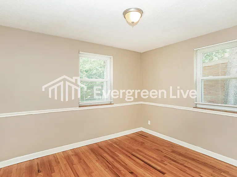 2008 Carpenter Dr — Photo 10