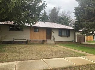 935 Marias Ave, Shelby, MT 59474