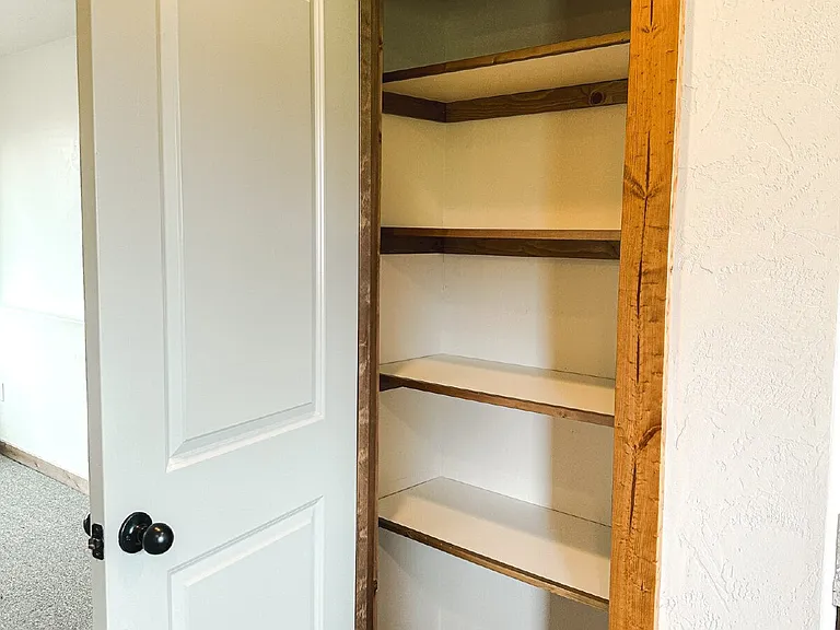 86 Tuke Ln #B — Photo 8