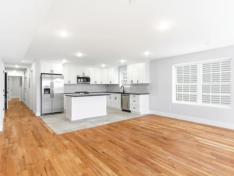 129 Mount Pleasant Ave #2 — Photo 2