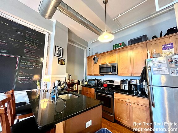 3rd image of 6 Spice St #9A