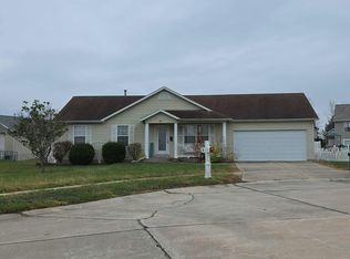 41 Double Creek Ct, Wentzville, MO 63385