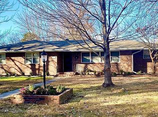 130 Rogers Circle Dr, Springdale, AR 72764