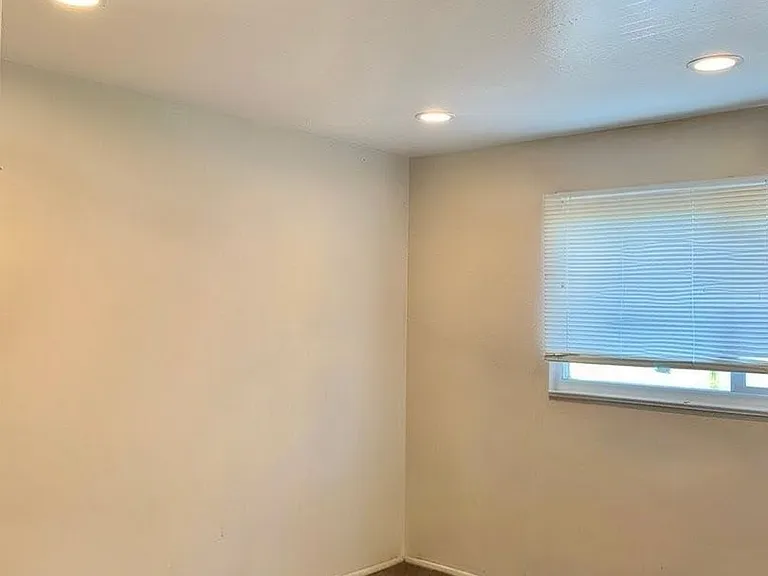 4607 Fall Ave — Photo 10