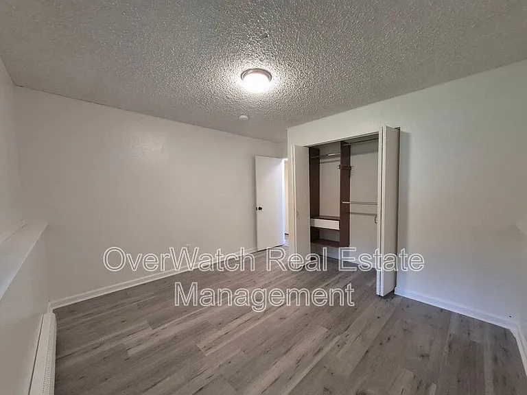 17024 Meadow Creek Dr — Photo 16