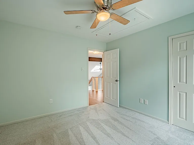 9 Oak Leaf Ln — Photo 21