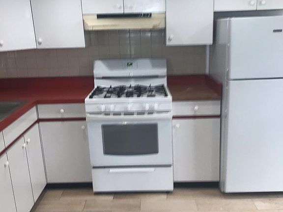 2nd image of 63 Murray Ave #1