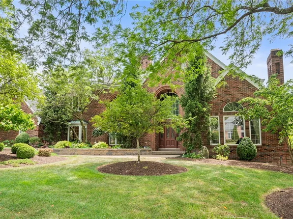 1609 Blackburn Heights Dr, Sewickley, PA 15143