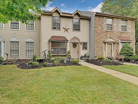 3rd image of 4 Lindsey Ct