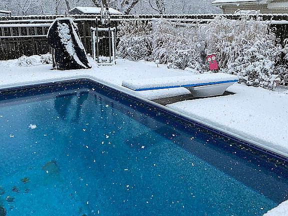 4th image of 705 Mimosa Dr NW