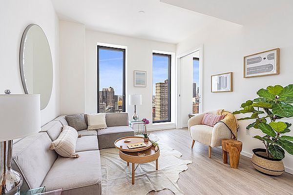 1st image of 545 Vanderbilt Ave APT 9E
