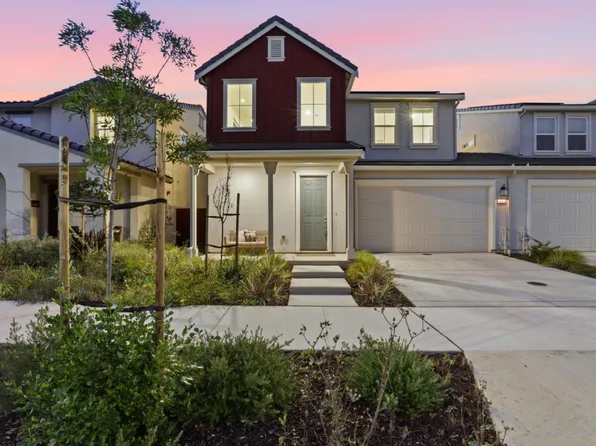 1619 Santiago Ct, Gilroy, CA 95020