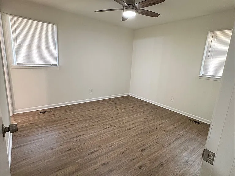 4334 Forestview Dr — Photo 22