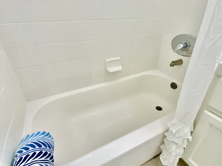 910 E Imperial Ave #3 — Photo 11