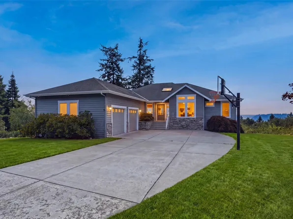 11504 76th Avenue NW, Tulalip, WA 98271