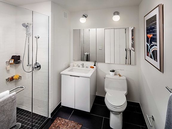 5th image of 45 Hoyt St APT 22C