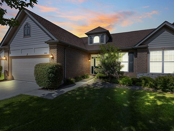 2nd image of 10060 Prairie Knoll Court St