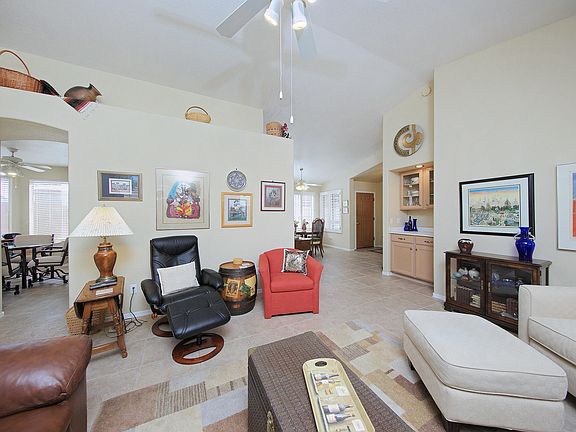 5th image of 10736 W Beaubien Dr