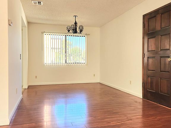 2nd image of 426 W Dryden St APT 101