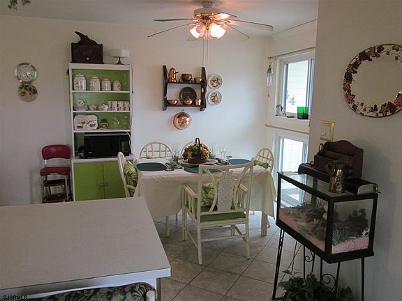 4th image of 4348 West Ave #4348