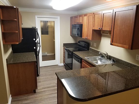 5th image of 1003 156th Ave NE Unit A106