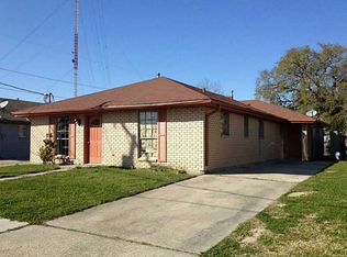 409 E Solidell St, Chalmette, LA 70043