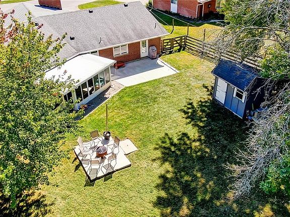 3rd image of 2231 Brookpark Dr