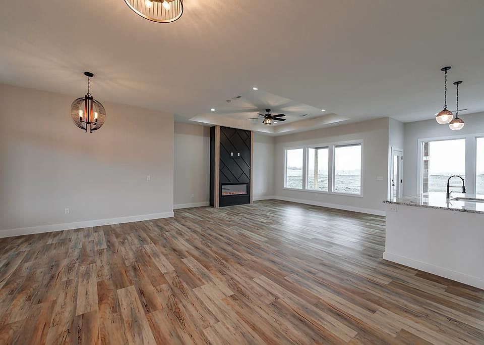 2629 Ridgewood Ct, Salina, KS 67401 Zillow