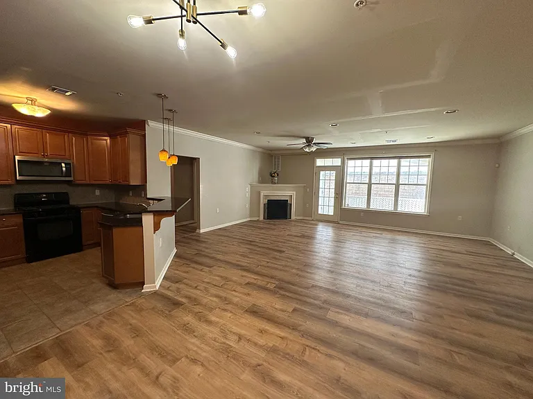 416 Masterson Ct — Photo 11
