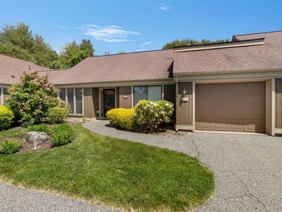 587 Heritage Hills #B, Somers, NY, 10589
