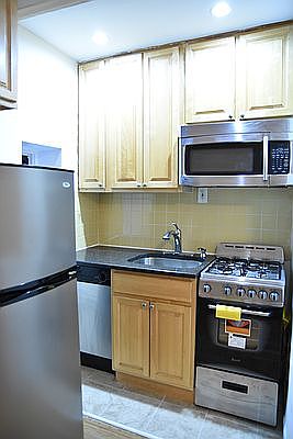 1st image of 2147 E 17th St #1G
