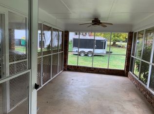 937 Roanoke Dr #1, Marietta, GA 30066