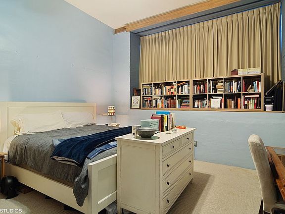 Master Bedroom (extra large)