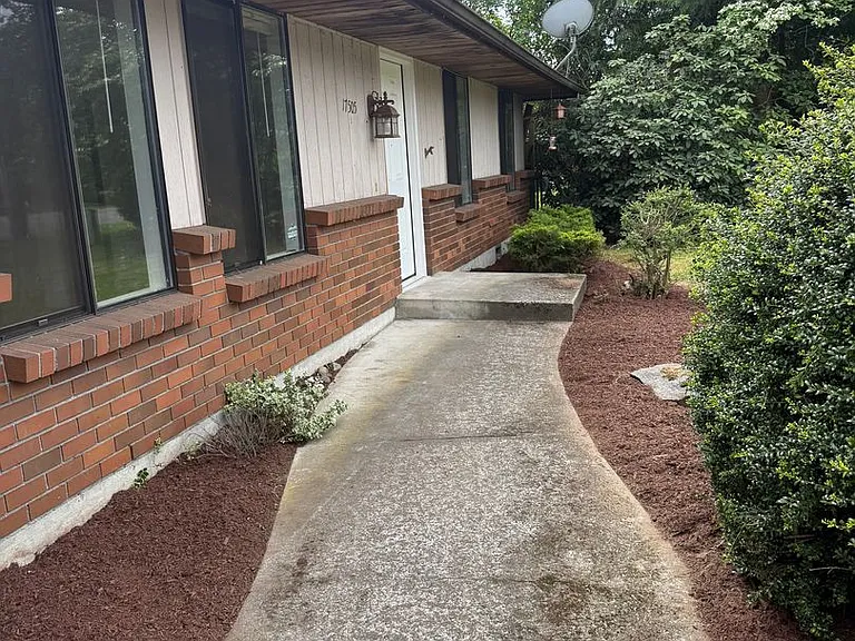 17505 38th Dr NE — Photo 14