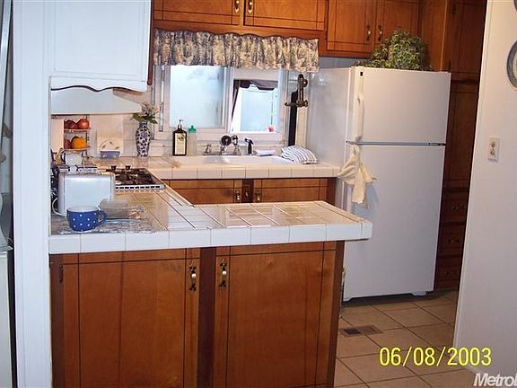 5th image of 5211 Brook Park Ln