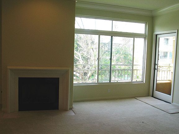 4th image of 10641 Missouri Ave APT 201