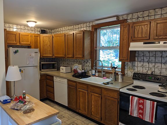 5th image of 31 Rexhame St Floor 2