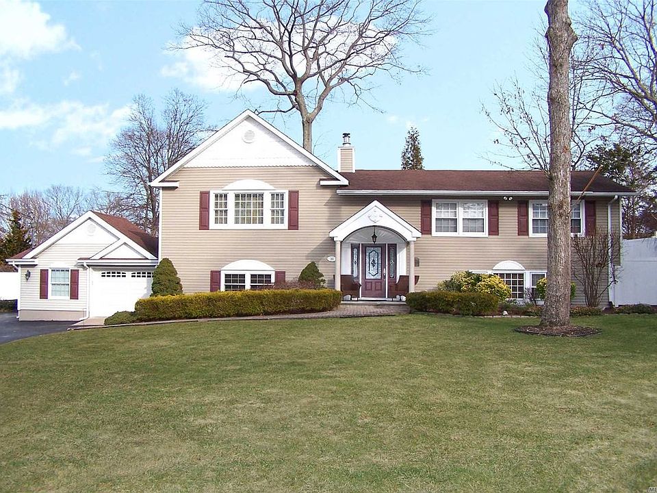 1st image of 35 Brookvale Ln
