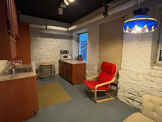 Rented by Spire Group | media 9