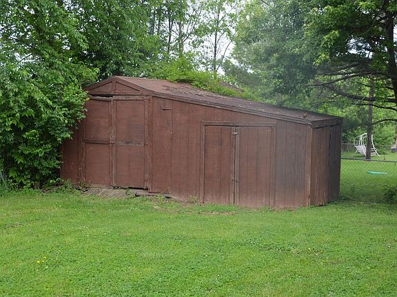 4th image of 124 Cedarbrook Dr