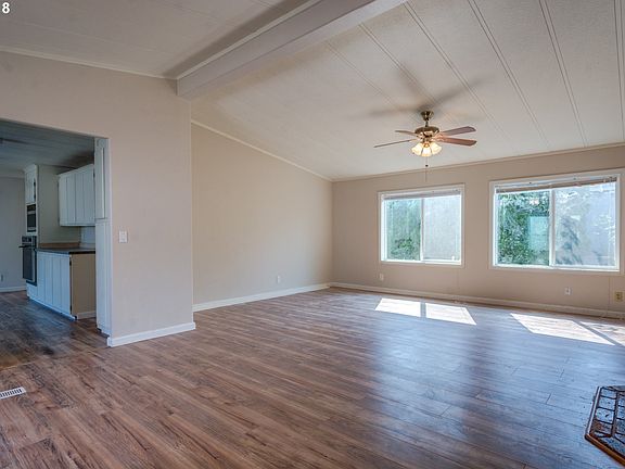 4th image of 16005 NE 10th Cir